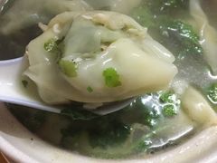 -小许三鲜砂锅馄饨店(家多乐烟酒店)