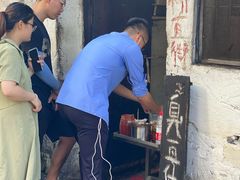 -仓桥直街臭豆腐