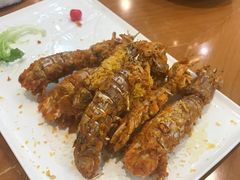 -虾弄弄海派小龙虾·牛羊蝎子火锅