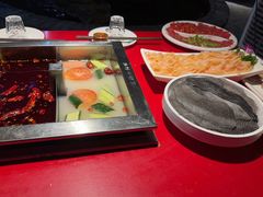 -二荆条·蜀鲜汇城市森林火锅