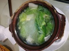 -闫家驴肉老店(华电一校店)