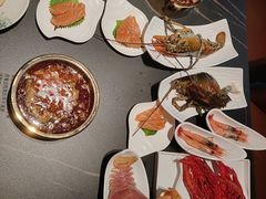 -雍容荟帝王蟹活龙虾展台自助(IFS黑金店)