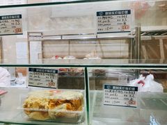 面包甜点陈列柜-白玉兰食品(汇联商厦店)