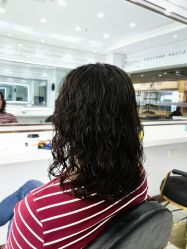 -镁连社·美联社