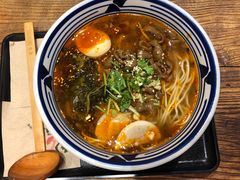 草本酸菜肥肠面-芜小皖砂锅菜(青山街店)