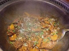 -山河屯铁锅炖(哈西站店)