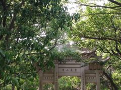 -灵岩山风景区