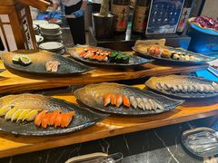 -广州万富希尔顿酒店·感趣自助餐厅·金秋蟹宴生蚝海鲜刺身