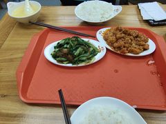 -超意兴·把子肉(省博物馆店)