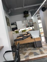 -茶发Salon·烫发染发理发