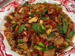 -江城燕子大排档(江汉路步行街店)