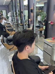 -藤野造型烫染·漂发