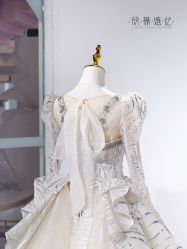 -欣薇婚纱(新源乐汇城店)