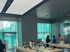 -DJI大疆(深圳华强北曼哈授权体验店)