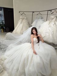 -城市花园婚纱摄影