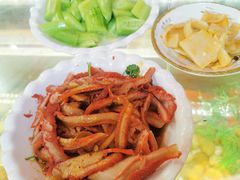 -金杨拉面王小吃面馆·牛三宝面·红烧牛肉粉