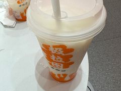 -极拉图·现制冰淇淋(梅溪湖新天地步步高店)