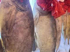 -鱼窝棚柴火铁锅炖(富山屯店)