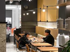 -港丽餐厅(来福士店)
