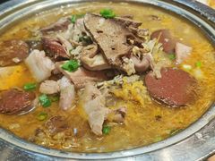 -八大碗·地道东北菜(中街店)