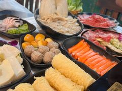 -鲜入围煮花胶鸡海鲜火锅