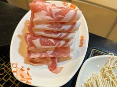 -呷哺呷哺(世贸.工三店)