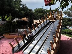 -青青世界