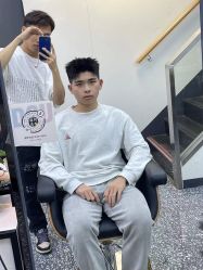 点击看大图 -藤野造型专业烫染接发