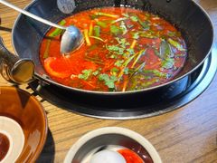 -贵厨酸汤牛肉(小十字店)
