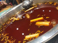 -肖肖酸萝卜鱼火锅(总店)