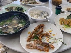 -覃记海鲜美食餐厅