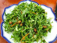 -锅贴王海鲜小馆