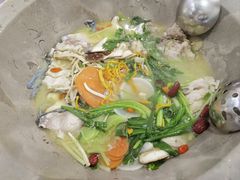 -姚记抚仙湖石锅鱼庄