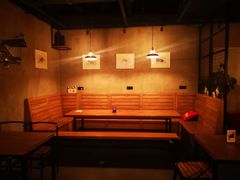 卡座-FOAM LAB 泡沫实验室精酿餐吧