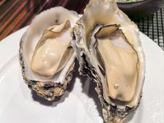 -广州万富希尔顿酒店·感趣自助餐厅·金秋蟹宴生蚝海鲜刺身