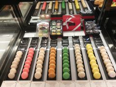 -Salon de The de Joel Robuchon(外滩18号店)