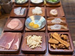 -银米·云南传统过桥米线(双廊黑金冠店)