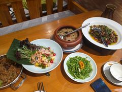 -老滇山寨•云南特色菜•地方菜•民族风情歌舞表演(金碧店)