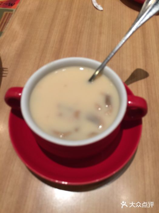 必胜客(洋桥银泰店)奶油蘑菇汤图片