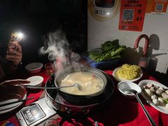 -花苑美食横琴生蚝火锅(拱北粤华路店)