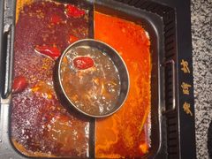 -老牌坊云南鱼豆花火锅(哈西万达店)