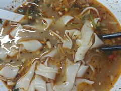 -关记·河南烩面·大盘鸡