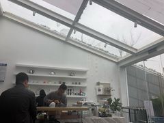 -UNI UNI(环亚凯瑟琳店)