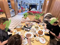 -鹏城人家海鲜酒家·23年老字号(较场尾店)