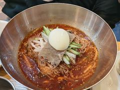 拌冷面-江南面屋(明洞店)