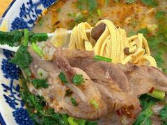 -八百里牛肉汤(盖饭·锅贴·万象城店)