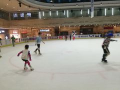 -冠军冰场(环球中心店)