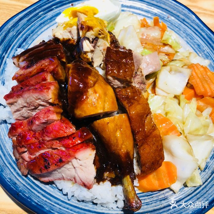 雷猴大佬港式烧腊店大佬四宝饭图片