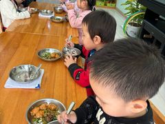 -亲育代幼儿园