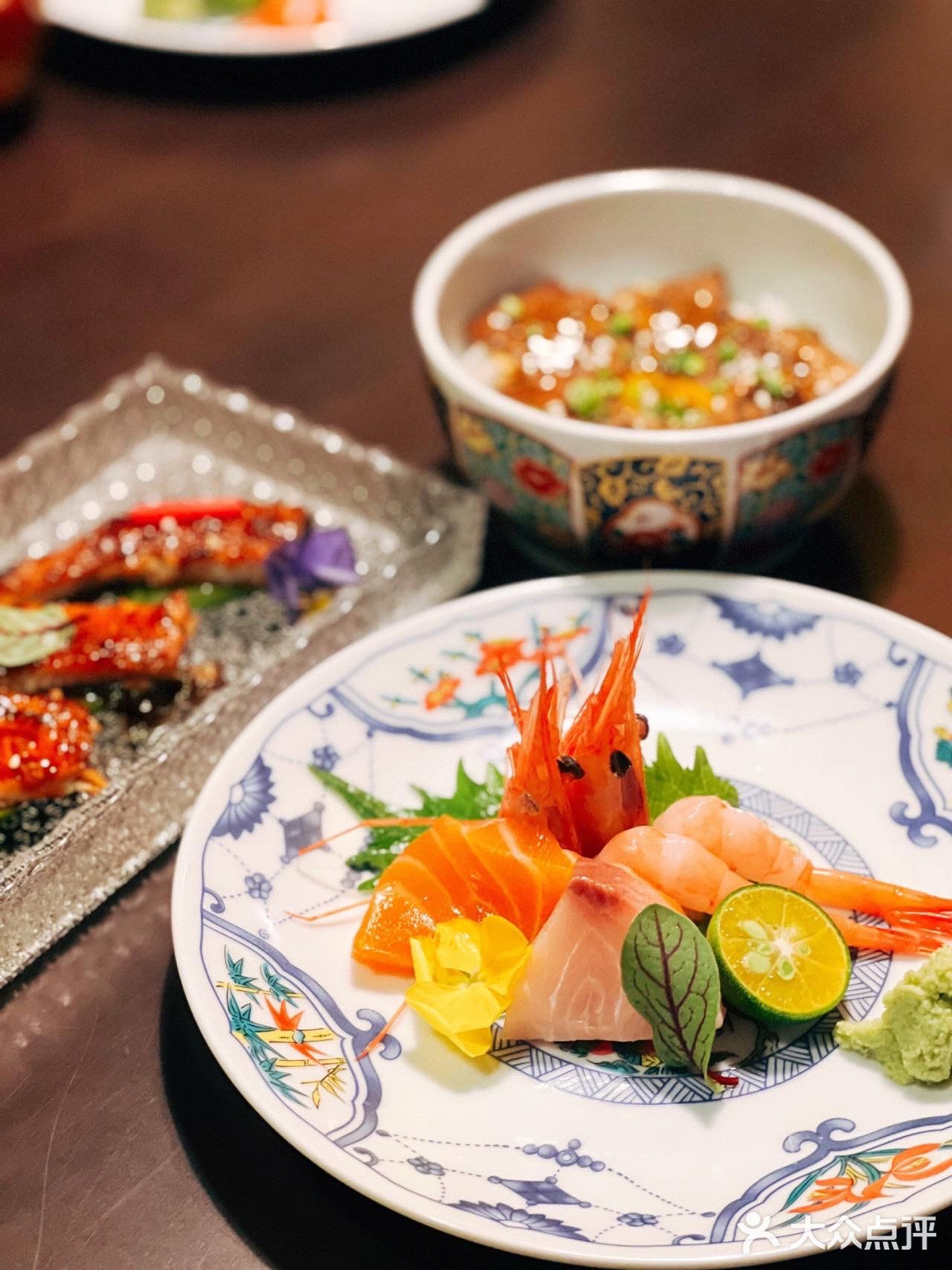 西湖周边大隐于市的小独栋日料，仿佛置身日本